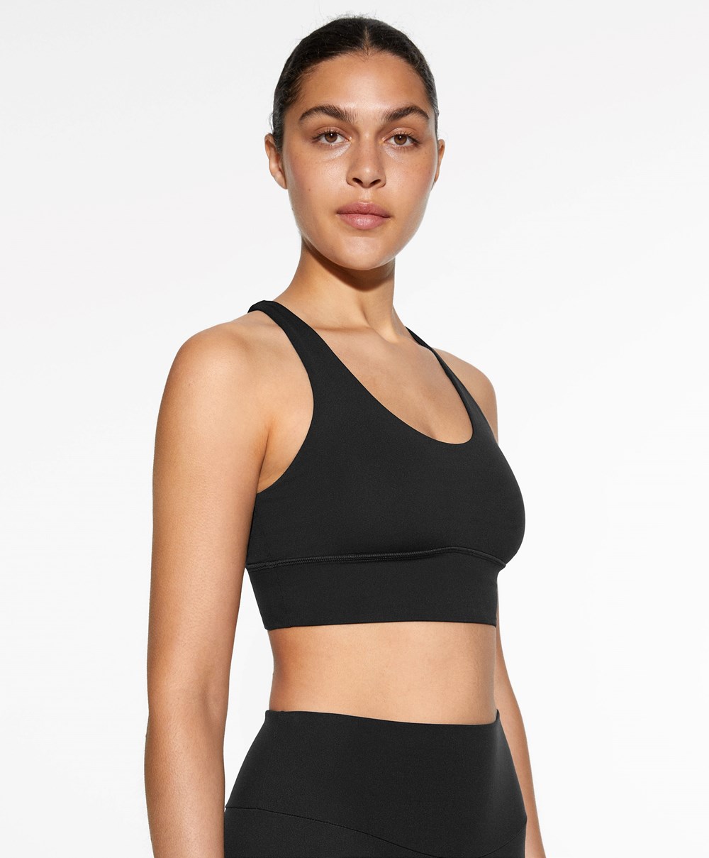 Black Oysho Medium-support Sports Bra With Cups | XTYH79125