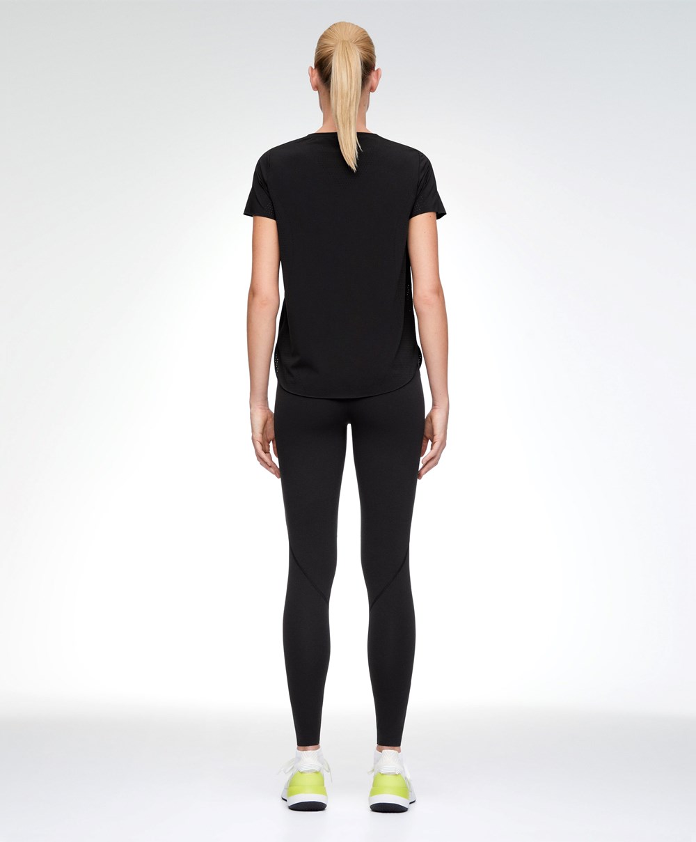 Black Oysho Microperforated Short-sleeved Technical T-shirt | AQIH21957