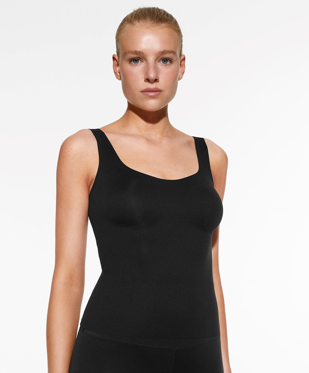 Black Oysho Perfect-adapt Vest Top With Cups | THKX64205