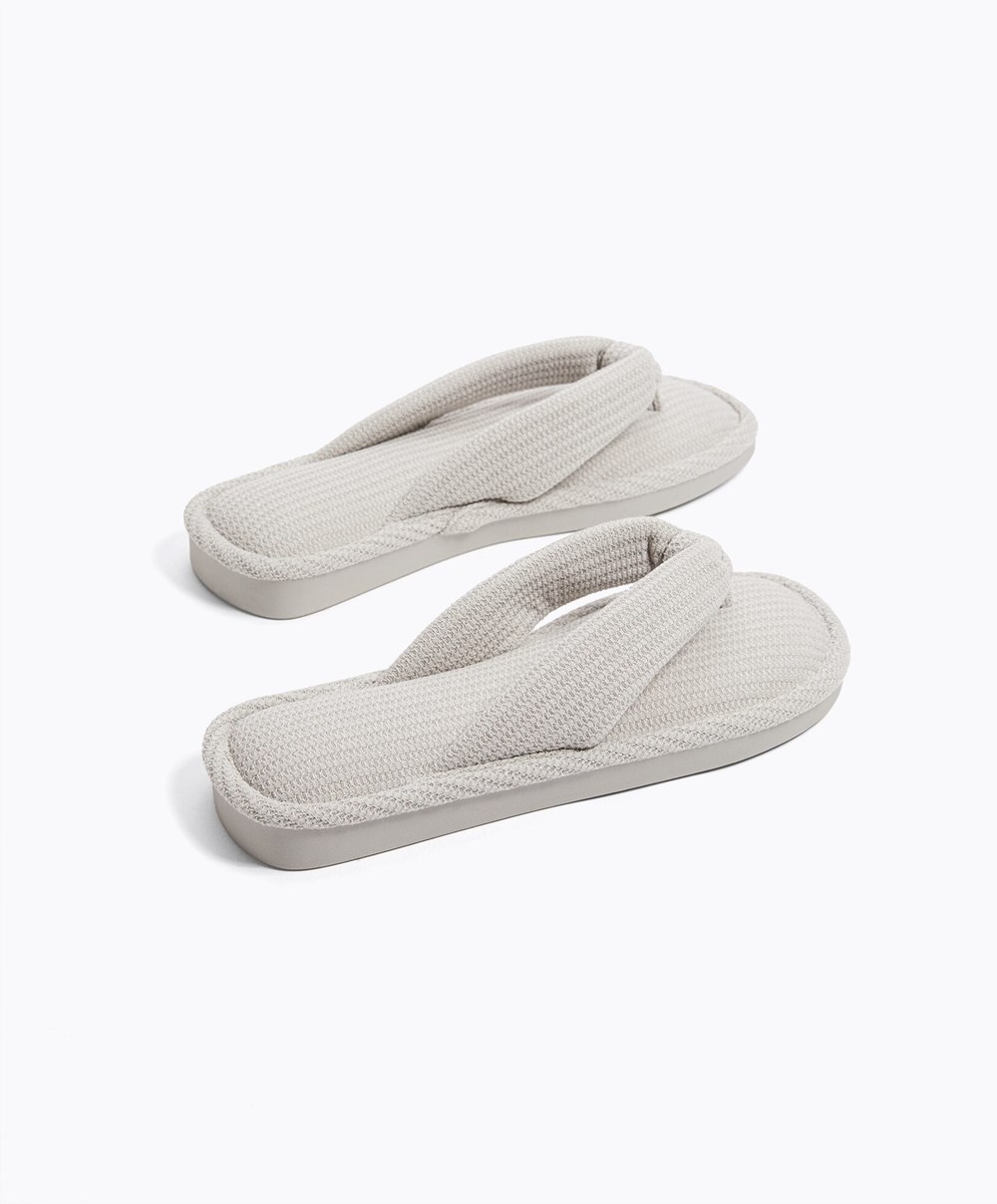 Grey Oysho Texture Thong Sandals | ZBEV48125