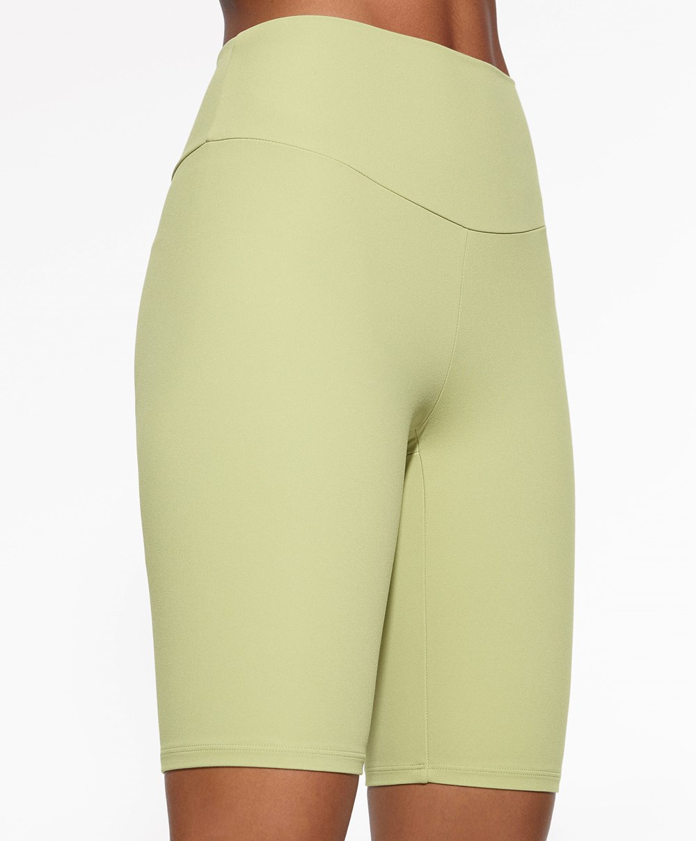 Pale Green Oysho Comfortlux High-rise 25cm Cycle Leggings | ALCK38401