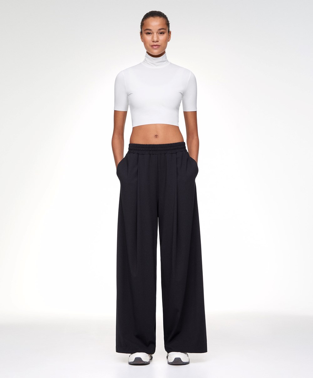 White Oysho Cropped T-shirt With Raised Neck | CVEZ35427