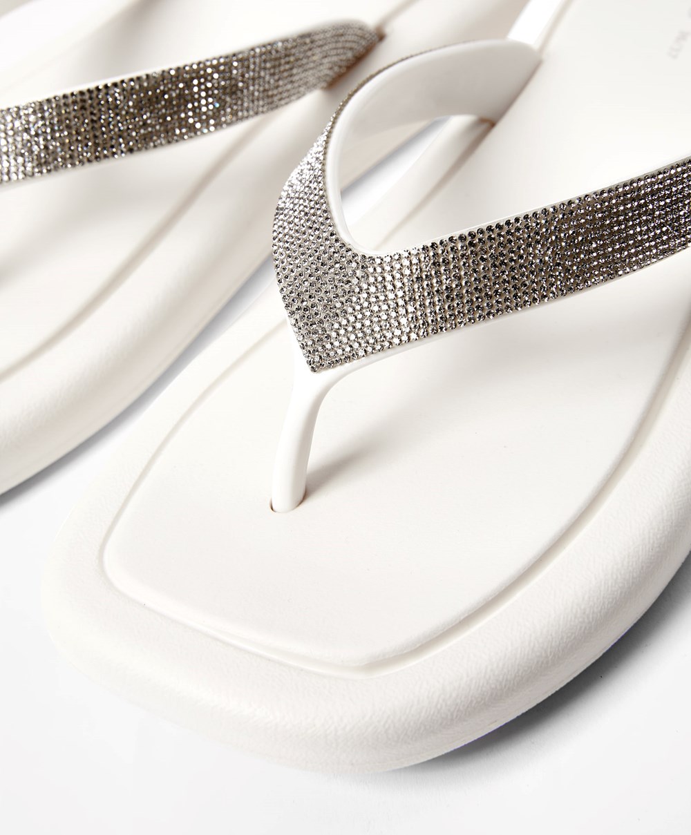 White Oysho Jewel Beach Sandals | UZGX01376