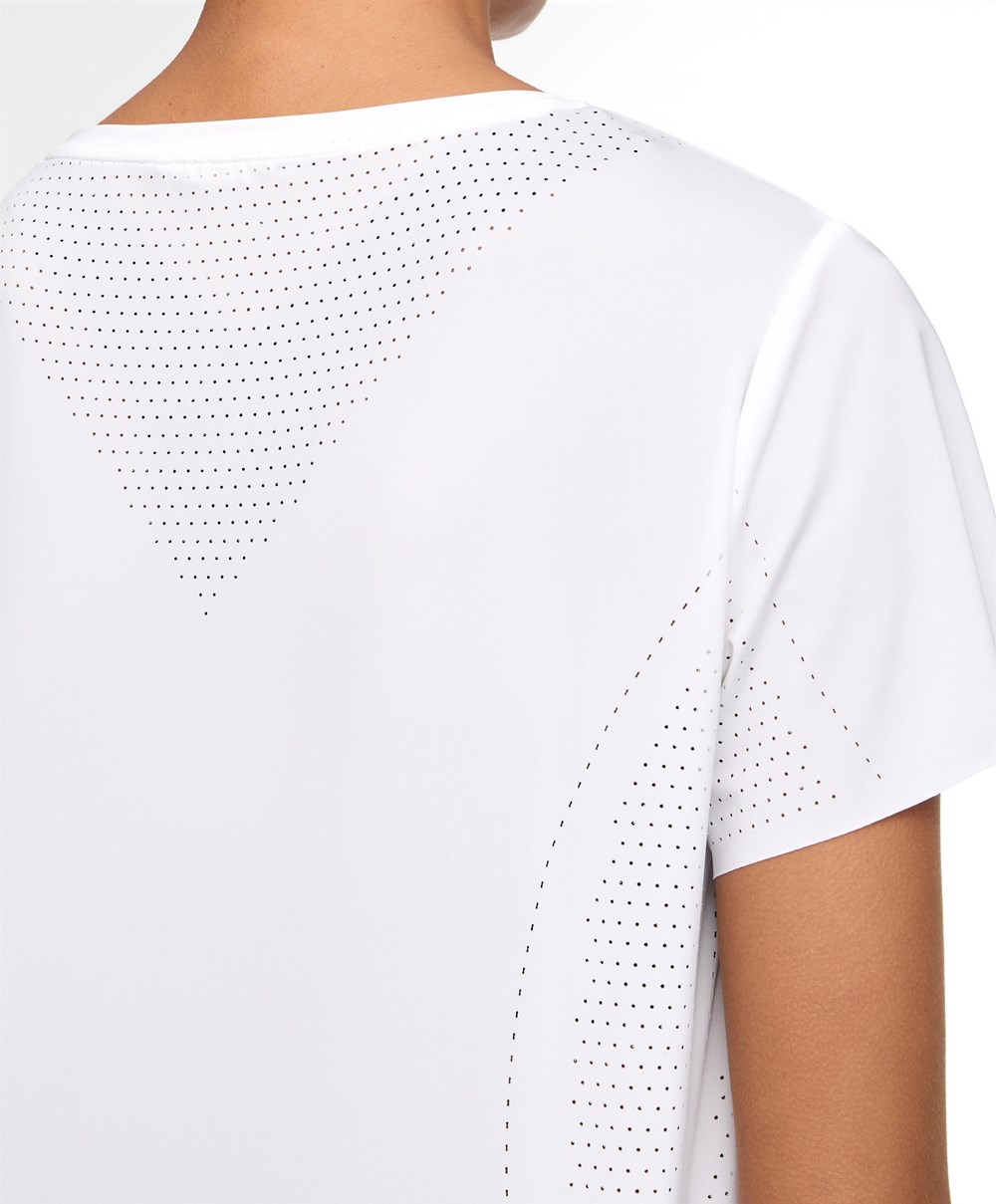 White Oysho Microperforated Short-sleeved Technical T-shirt | BASZ94856