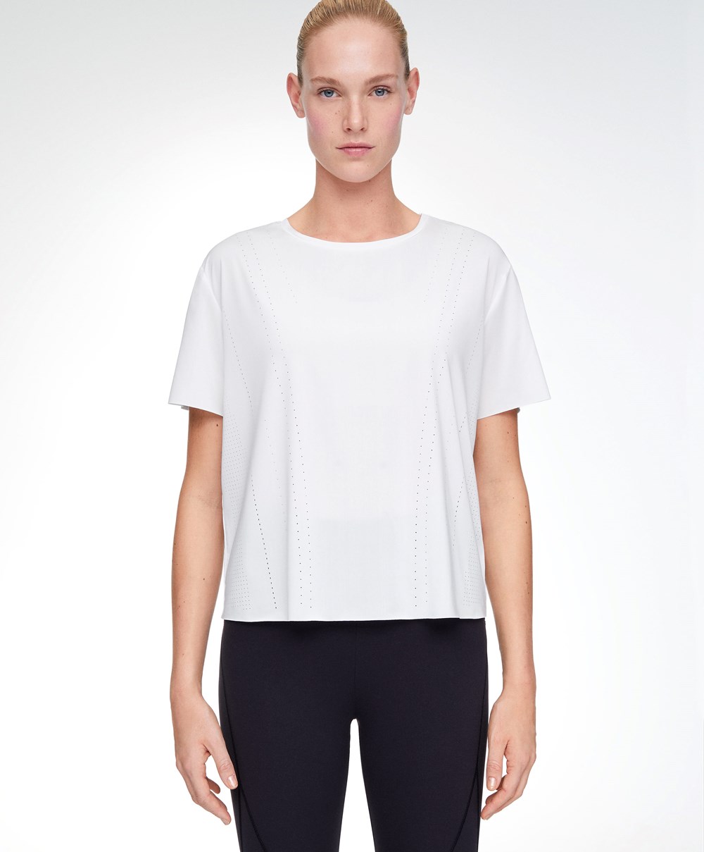 White Oysho Microperforated Short-sleeved Technical T-shirt | EGRJ39572