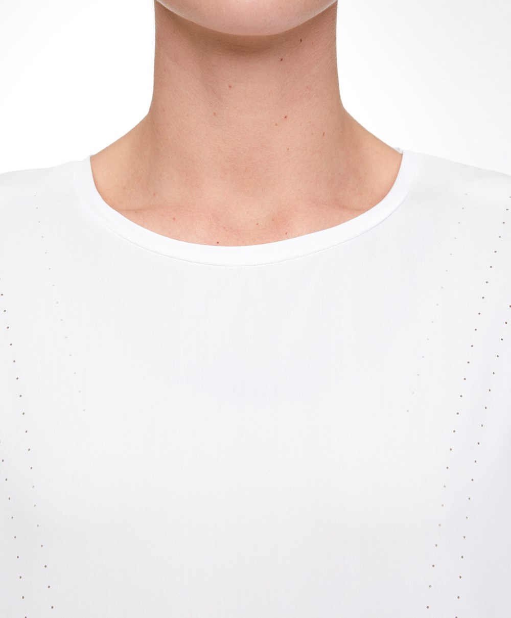 White Oysho Microperforated Short-sleeved Technical T-shirt | EGRJ39572