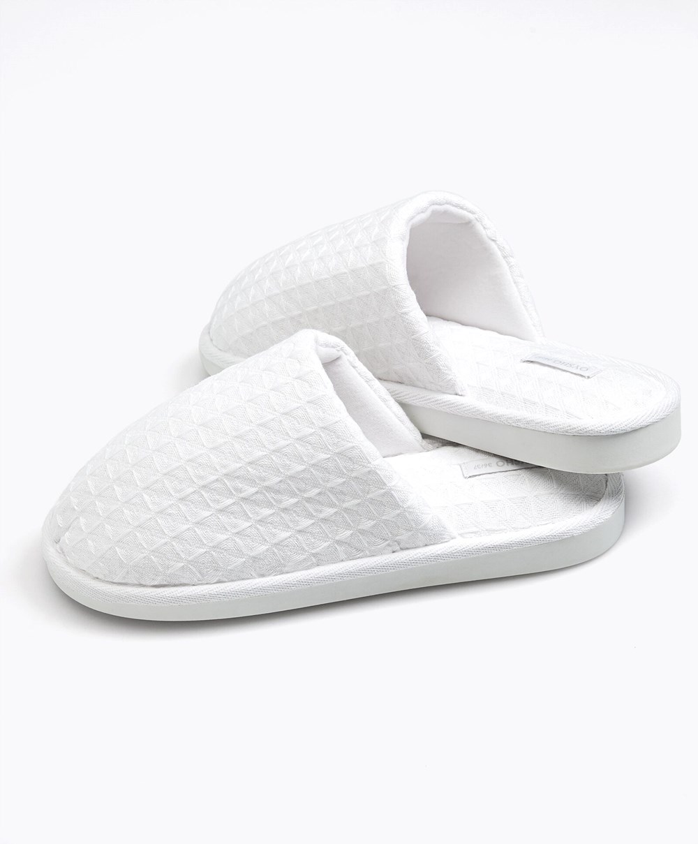 White Oysho Waffle Slippers | JAZF89017