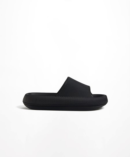 Black Oysho Flatform Sandals | KIAO60382