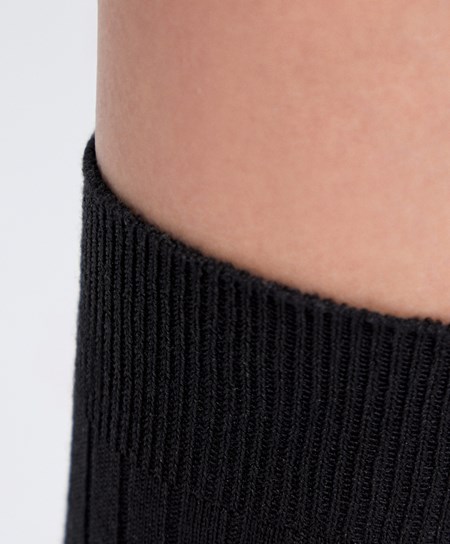 Black Oysho Silk Classic Socks | QKJE30649